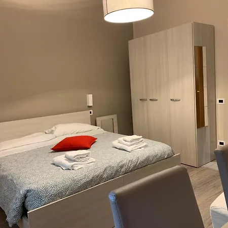 Hotel Diana *