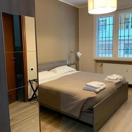Hotel Diana *